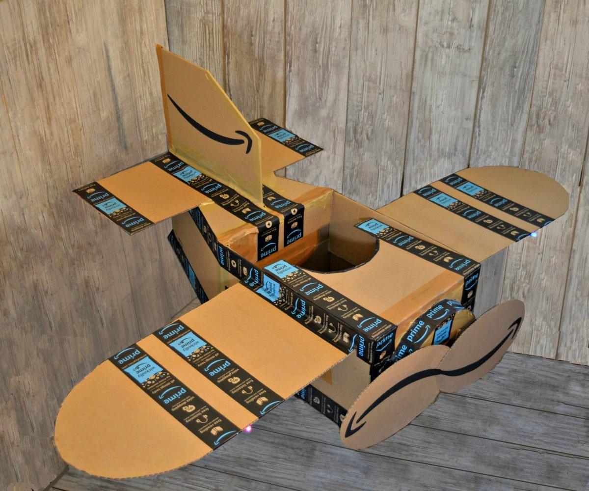 How To Make A Plane Costume?