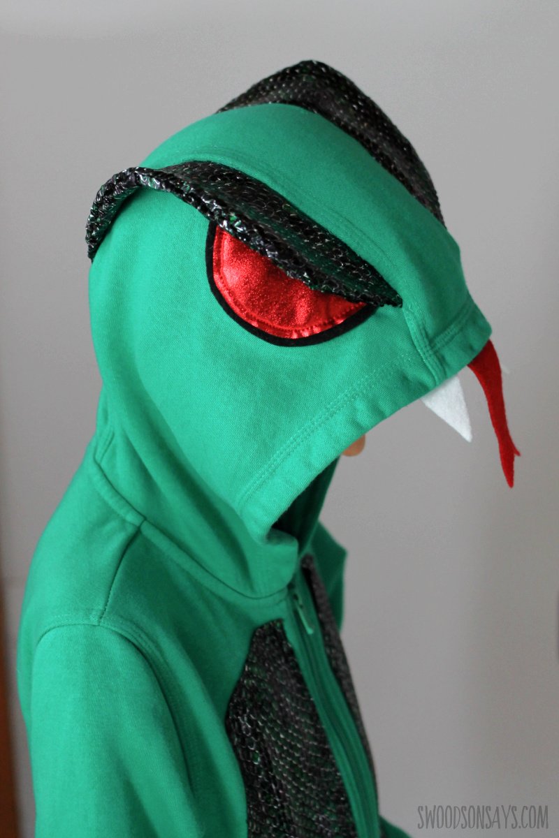 How To Make A Snake Costume?